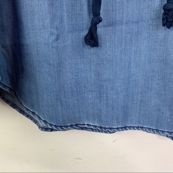 Saks Fifth Avenue Chambray Tunic Laced Neckline - Picture 6 of 10